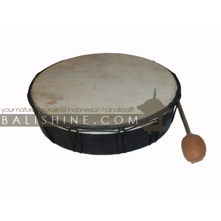 Balishine: Your natural source of indonesian handicraft presents in its Various collection the Round Drum:412MIK606975:This round drum is made from pvc and leather.  