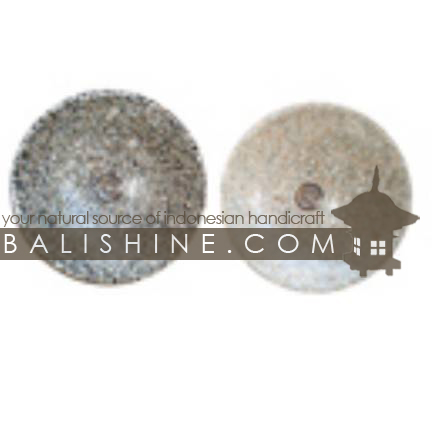 Balishine: Your natural source of indonesian handicraft presents in its Home Decor collection the Black and White Shell Sink:11DIV121:This sink is produced in Indonesia made from resin with the black and white mother shell skin   
