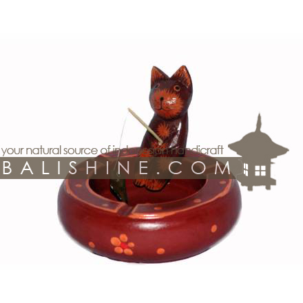 Balishine: Your natural source of indonesian handicraft presents in its Home Decor collection the Cat Ashtray:12TOS11679:This cat asthray is produced in Bali made from albesia wood.  Full color