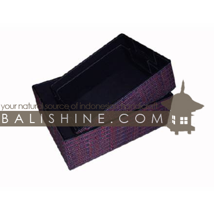Balishine: Your natural source of indonesian handicraft presents in its Home Decor collection the Box Set Of 2:12JAS42820:This set of 2 rectangulars boxes is produced in Indonesia made from mendong grass.  Brown and black color