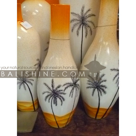 Balishine: Your natural source of indonesian handicraft presents in its Home Decor collection the Decorative Pot:12LJP56805:This decorative pot is produced in Indonesia made from clay.  