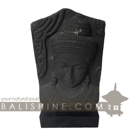 Balishine: Your natural source of indonesian handicraft presents in its Home Decor collection the Statue:12KLJ37277:This statue is produced in Bali and made from natural limestone.  