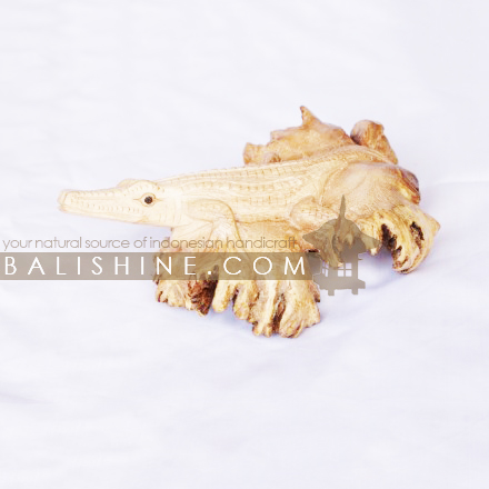 Balishine: Your natural source of indonesian handicraft presents in its Home Decor collection the Varang Statue:12SOM36228:This original statue is a handicraft of Bali made from wood.  Same as picture