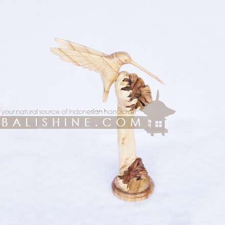 Balishine: Your natural source of indonesian handicraft presents in its Home Decor collection the Bird Statue:12SOM36233:This original statue is a handicraft of Bali made from wood.  Same as picture