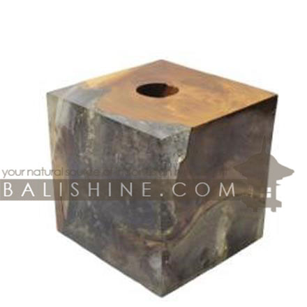 Balishine: Your natural source of indonesian handicraft presents in its Home Decor collection the Tissue Box:12WAS47172:This tissue box is produced in Bali made from natural old teak wood with coconut oil finishing.  