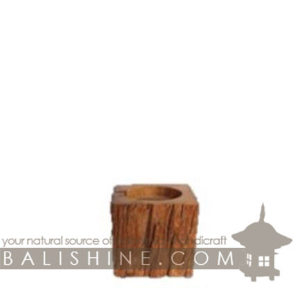 Balishine: Your natural source of indonesian handicraft presents in its Home Decor collection the Tissue Box:12WAS47174:This tissue box is produced in Bali made from natural old teak wood with coconut oil finishing.  