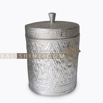 Balishine: Your natural source of indonesian handicraft presents in its Home Decor collection the Wastebin:12PUR636327:This round wastebin is produced in Indonesia made from aluminium.  