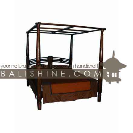 Balishine: Your natural source of indonesian handicraft presents in its Home Decor collection the Bed:114SEF304610:This bed is produced in indonesia, made from teak wood.  Natural, chocolate or dark color