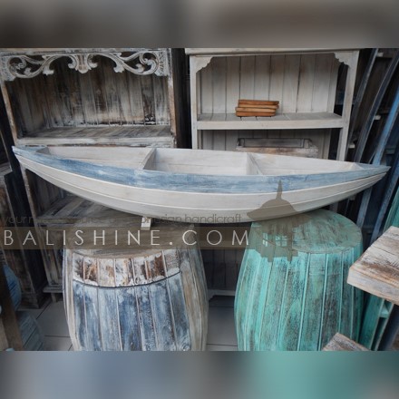 Balishine: Your natural source of indonesian handicraft presents in its Home Decor collection the Big Boat:114IKD268298:This small boat made from wood.  