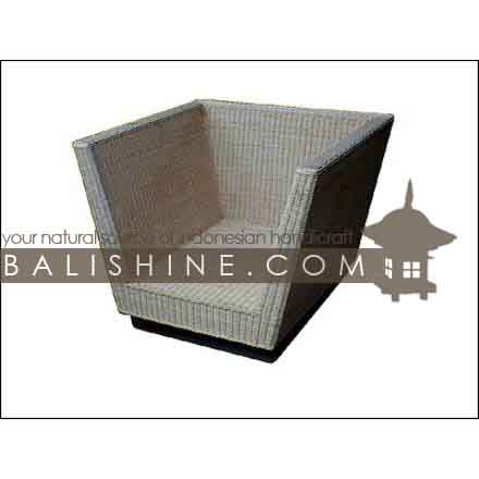 Balishine: Your natural source of indonesian handicraft presents in its Home Decor collection the Chair:114SRI444082:This chair is produced in indonesia, made from seagrass and teak wood. This price is without cushion.  Several materials are available : seagrass, banana leaf or rotan