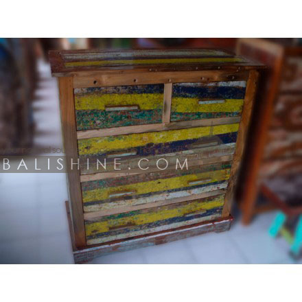 Balishine: Your natural source of indonesian handicraft presents in its Home Decor collection the Chest of Drawers:114FAK656476:This chest of drawers is produced in indonesia, made from old recycled boat wood. It has 5 drawers.  Mixed color