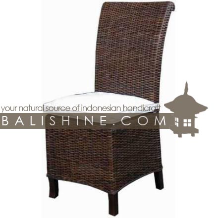 Balishine: Your natural source of indonesian handicraft presents in its Home Decor collection the Dining Chair:114SRI664109:This dining chair is produced in indonesia, made from seagrass and teak wood.  Several materials are available : seagrass, banana leaf or rotan