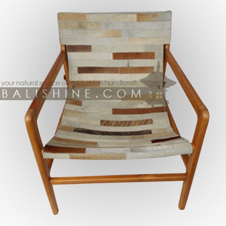 Balishine: Your natural source of indonesian handicraft presents in its Home Decor collection the Leather ArmChair:114TWN667727:This modern leather armchair will add a beautiful touch to your house. Handcrafted in Bali. Teak wood and premium leather imported from Java.  Available in black, dark brown, brown or white colour leather. Other colour possible and please contact us.