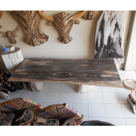 Balishine: Your natural source of indonesian handicraft presents in its Home Decor collection the Petrified Wood Slab for Top Table:114DF238309:This table is made from petrified wood.  Only the table top