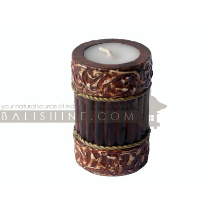 Balishine: Your natural source of indonesian handicraft presents in its Home Decor collection the Candle:13DAI95516:This candle is produced in indonesia made from albasia wood.  