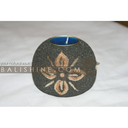Balishine: Your natural source of indonesian handicraft presents in its Home Decor collection the Wooden Candle  :13DAI96292:This wooden candle is produced in Bali and made from albesia wood with colored sand finishing.  