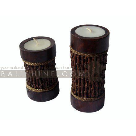 Balishine: Your natural source of indonesian handicraft presents in its Home Decor collection the Candle Set of 2:13DAI95509:This set of 2 candles is produced in indonesia made from albasia wood with ylang-ylang wood's finishing.  