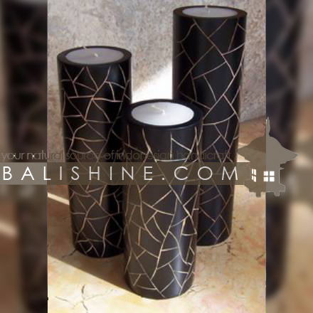 Balishine: Your natural source of indonesian handicraft presents in its Home Decor collection the Candle Set Of 3:13JAS93296:This set of 3 round candles is produced in indonesia made from wood with carving patterns.  Natural with patterns
