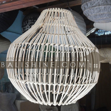 Balishine: Your natural source of indonesian handicraft presents in its Home Decor collection the Rattan Lampshade:13MAL867480:This lamp shade produced in Indonesia is made from natural rattan.  