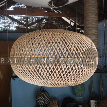 Balishine: Your natural source of indonesian handicraft presents in its Home Decor collection the Rattan Lampshade:13MAL867488:This lamp shade produced in Indonesia is made from natural rattan.  