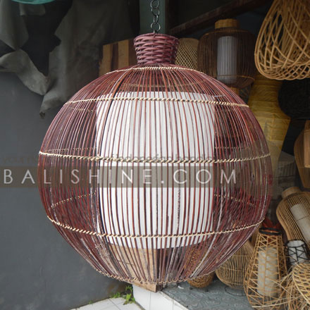 Balishine: Your natural source of indonesian handicraft presents in its Home Decor collection the Rattan Lampshade:13MAL867493:This lamp shade produced in Indonesia is made from natural rattan.  