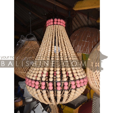 Balishine: Your natural source of indonesian handicraft presents in its Home Decor collection the Wooden Lampshade:13ALL867499:This lamp shade produced in Indonesia is made from natural wooden beads.  