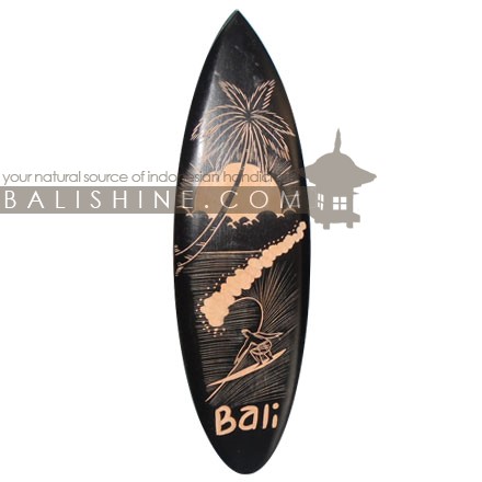 Balishine: Your natural source of indonesian handicraft presents in its Home Decor collection the Decorative Carving Surf Board:17ROR507757:This decorative surf board is made from jempinis wood with hand curving finishing.  Custom design available. Please contact us.