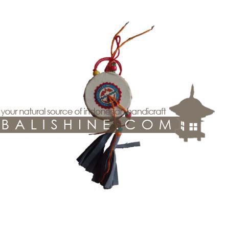 Balishine: Your natural source of indonesian handicraft presents in its Home Decor collection the Drum:17MUS465185:This decorative drum is produced in Bali.  Same as picture 