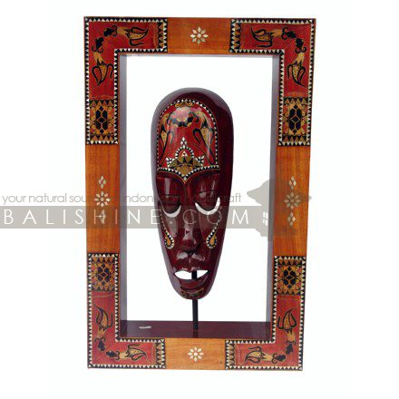 Balishine: Your natural source of indonesian handicraft presents in its Home Decor collection the Frame Lombok:17KET505561:This mask with frame is a handicraft of Lombok made from mahogany wood with shell finishing.  Same as picture