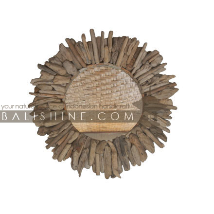 Balishine: Your natural source of indonesian handicraft presents in its Home Decor collection the Mirror:17FOR126762:This mirror is a handicraft of Bali made from recycled drift wood with mirror 3mm.  
