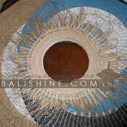Balishine: Your natural source of indonesian handicraft presents in its Home Decor collection the Mirror:17MAR127585:This mirror is a handicraft of Bali made from natural rafia with mirror 3mm. Size of mirror is diam. 40 cm.  other size available.