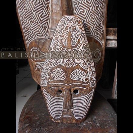 Balishine: Your natural source of indonesian handicraft presents in its Home Decor collection the Primitive Mask:17VIC477779:This primitive mask is a handicraft of Flores,made from acacia wood.  Other size and design, please contact us.