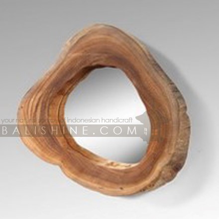 Balishine: Your natural source of indonesian handicraft presents in its Home Decor collection the Suar Wood Slice Mirror:17CAN128073:These are accents that add a little slice of nature to your eco-inspired home. Artisan-crafted in Indonesia, each is made using a single slice of authentic suar wood. The mirrors celebrate the beauty of nature and highlight the organic shape of the wood in its true form. Each beautiful display piece brings an all-natural element to any space. To make a striking statement, group multiple mirrors together on the wall in an eye-catching arrangement. Equipped with hanging hardware.  mirror diameter 20cm, 3mm thick. Frame diam.30x35 cm and thickness 3 cm.