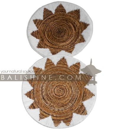 Balishine: Your natural source of indonesian handicraft presents in its Home Decor collection the Mendong Grass Round Wall Decor:17DEK8747:This natural round wall decor is made in bali from mendong grass.  
