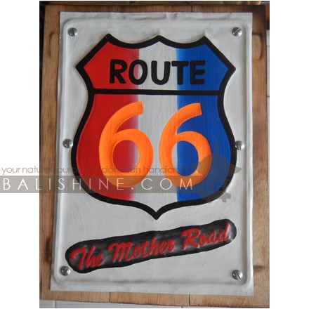 Balishine: Your natural source of indonesian handicraft presents in its Home Decor collection the Wall Frame:17SUA507632:This wall frame is produced in indonesia and made from albasia wood with aluminium.  other colors available.