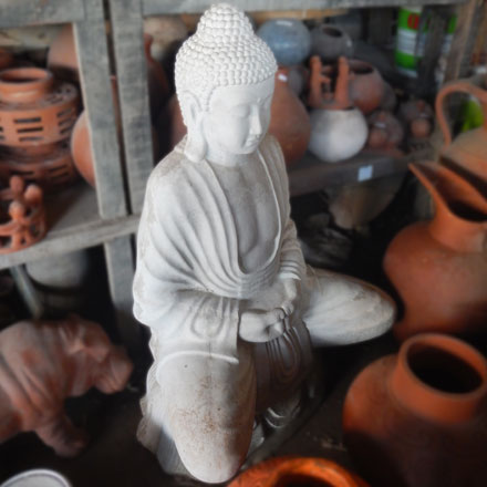 Balishine: Your natural source of indonesian handicraft presents in its Outdoor collection the Seating Buddha Statue:217LJP7533:This budha statue is made from GRC (concrete mixed with fiber) and can be used indoor or outdoor.  lots of colors available.