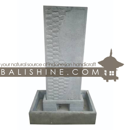 Balishine: Your natural source of indonesian handicraft presents in its Outdoor collection the Water Fountain:218UJP3708:This water fountain is produced in Indonesia, made from cement.  Sold without pump. It you want purchase a pump, let us know and we will quote it for you.