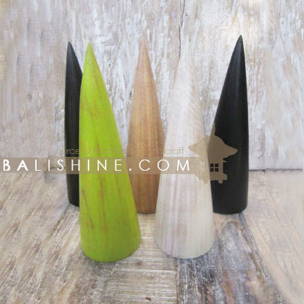 Balishine: Your natural source of indonesian handicraft presents in its The shop accessories collection the Bracelet Holder:39ULC6849:This bracelet holder is produced in Bali made from Jempinis wood.   The colors available are dark brown, black, lime, natural or white wash.