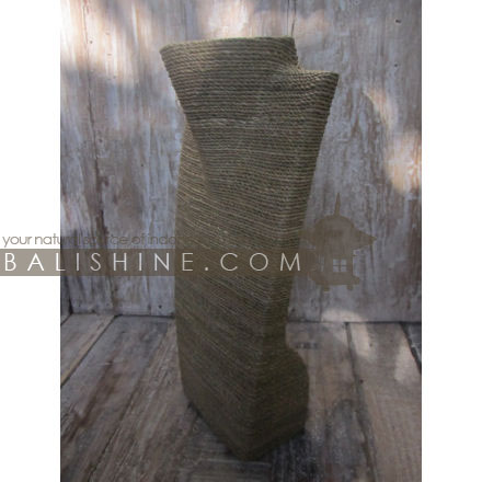 Balishine: Your natural source of indonesian handicraft presents in its The shop accessories collection the Necklaces Holder:39ULC6844:This necklaces holder is produced in Bali made from Jempinis wood and rotan.  Same as picture