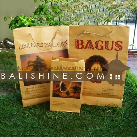 Balishine: Your natural source of indonesian handicraft presents in its The shop accessories collection the Samson Paper Bag:316CBG5006:This samson paper bag with drawstring cord is produced in Indonesia. Minimum order 250 pieces.  Natural color