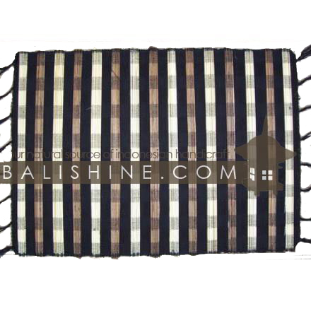 Balishine: Your natural source of indonesian handicraft presents in its Tableware collection the Placemats:628JAS2966:This rectangular placemate is  produced in Bali this handicraft is made from coconut root and palm tree root.  Natural color