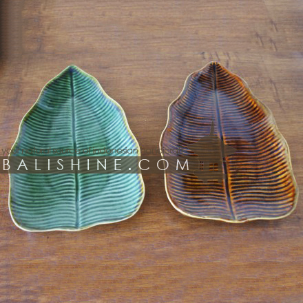 Balishine: Your natural source of indonesian handicraft presents in its Tableware collection the Platter:634AGG6127:This plate is produced in Bali made from ceramic.   Same as picture