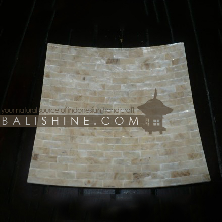 Balishine: Your natural source of indonesian handicraft presents in its Tableware collection the Platter:634CAW6186:This plate is produced in Bali made from shell and resin.  Same as picture