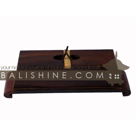 Balishine: Your natural source of indonesian handicraft presents in its Tableware collection the Saltcellars and Pepper Pots:630KAL1161:This set of saltcellars and pepper pots with holder is produced in Bali made from sonokling wood.  