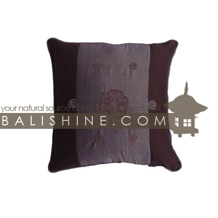 Balishine: Your natural source of indonesian handicraft presents in its Textile & Rugs collection the Pillow Cases:537KAN1295:This pillow case is produced in Bali it's a handmade textile with closing zip.  50% coton and 50% polyester. Same as picture