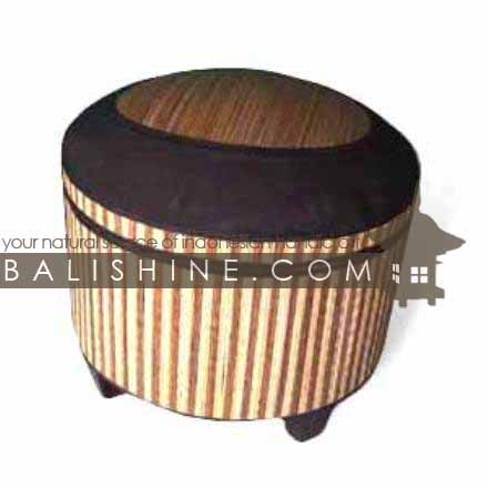 Balishine: Your natural source of indonesian handicraft presents in its Textile & Rugs collection the Pouf Stool:541JAS3072:This pouf stool is produced in Bali made from the matting of natural coconut root. It can be opened.  Chocolate color