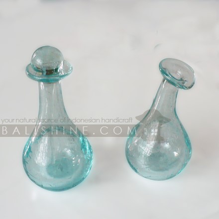 Balishine: Your natural source of indonesian handicraft presents in its Various collection the Bottle:44NYG575467:This bottle is produced in Indonesia from glass  Same as picture