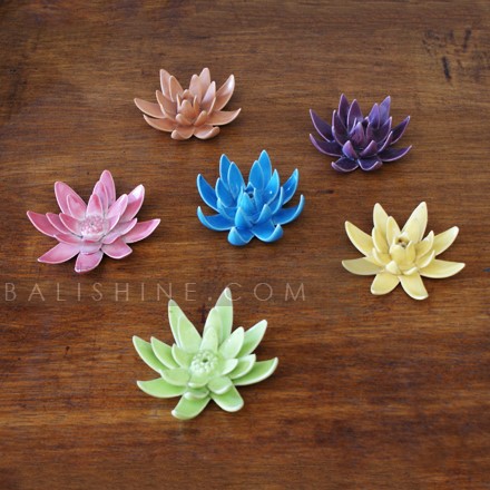 Balishine: Your natural source of indonesian handicraft presents in its Various collection the Incense Stick Holder:44AGG596106:This incense sticks holder is produced in Bali made from ceramic.  Same as picture