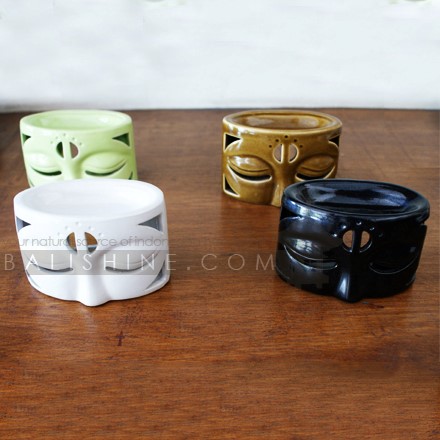 Balishine: Your natural source of indonesian handicraft presents in its Various collection the Oil Burner:44AGG586107:This oil burner is produced in Bali made from ceramic.   Same as picture