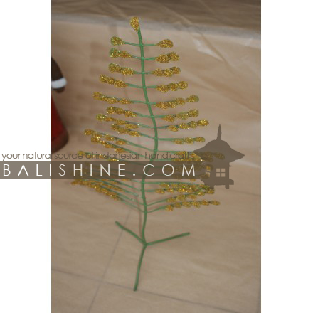 Balishine: Your natural source of indonesian handicraft presents in its Various collection the Christmas Tree Decoration:413MAH6105:This christmas tree decoration is produced in Bali made and made from stainless.  Same as picture